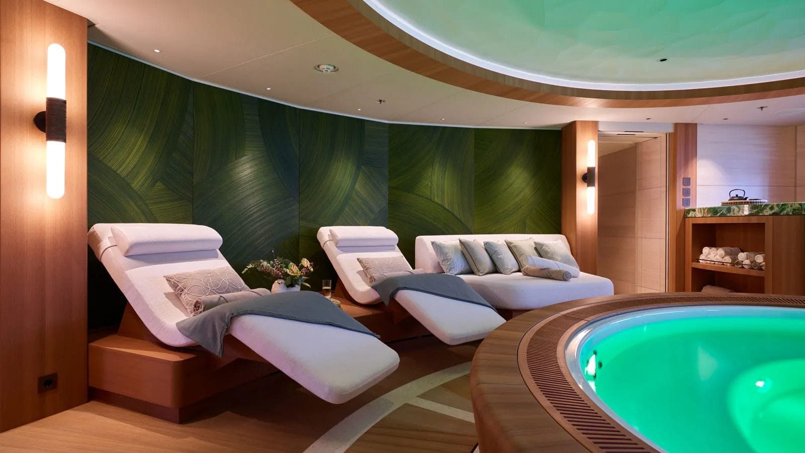 Heesen-Sparta-Spa-credit-Winch-Design